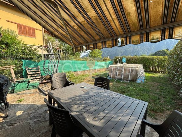 casa indipendente in vendita a Verbania in zona Possaccio