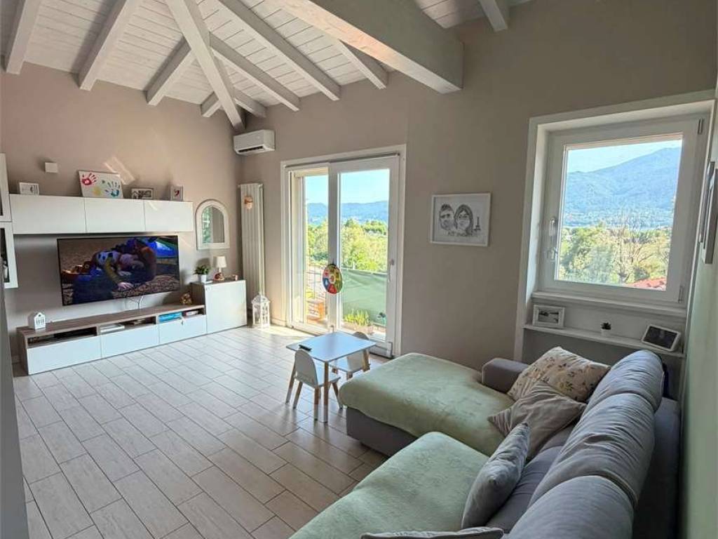 appartamento in vendita a Verbania in zona Fondotoce