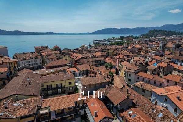 appartamento in vendita a Verbania in zona Intra