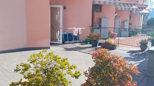 appartamento in vendita a Verbania in zona Intra