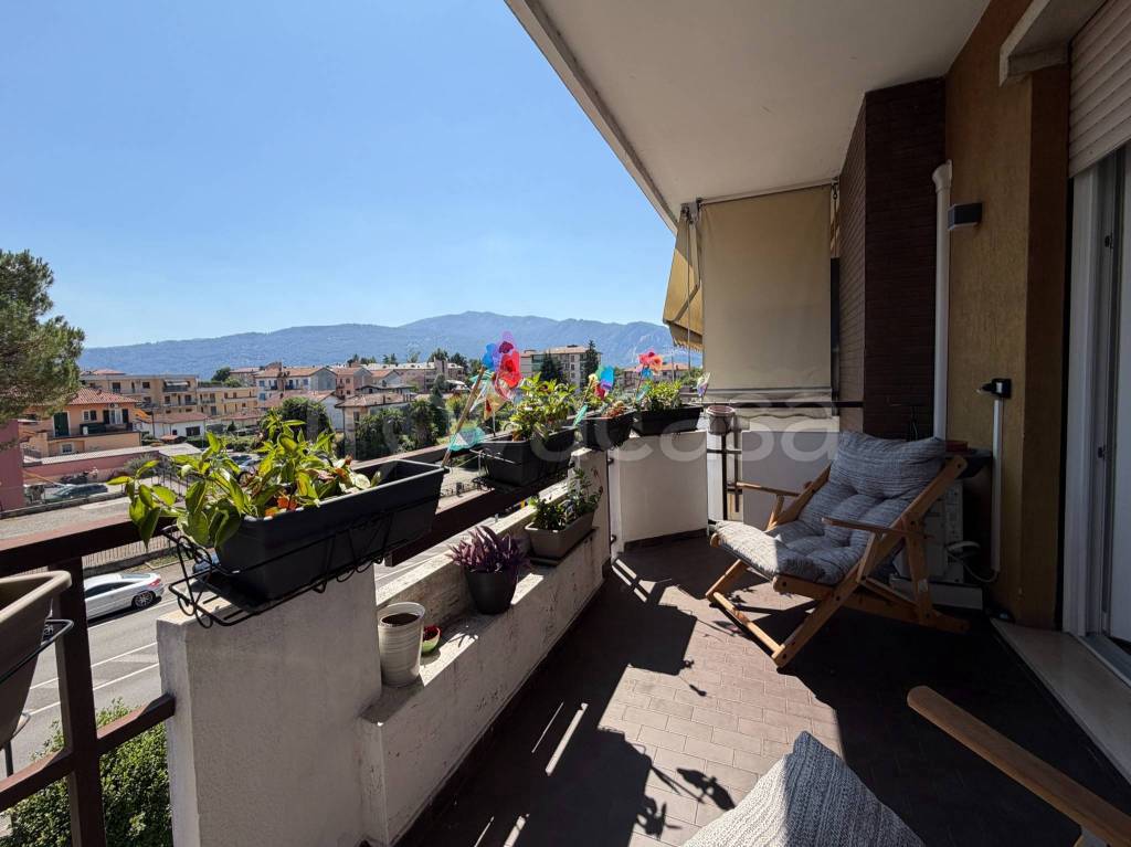 appartamento in vendita a Verbania in zona Pallanza