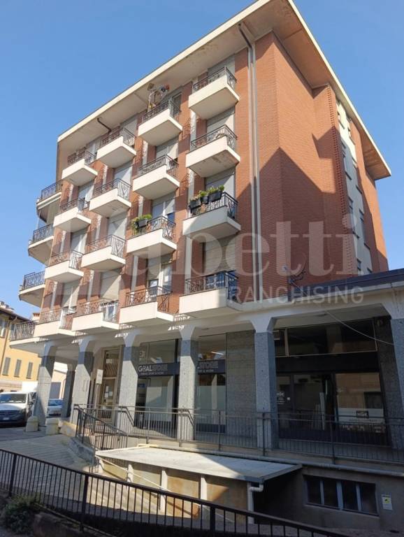 appartamento in vendita a Verbania in zona Intra