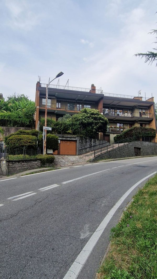 appartamento in vendita a Verbania in zona Intra