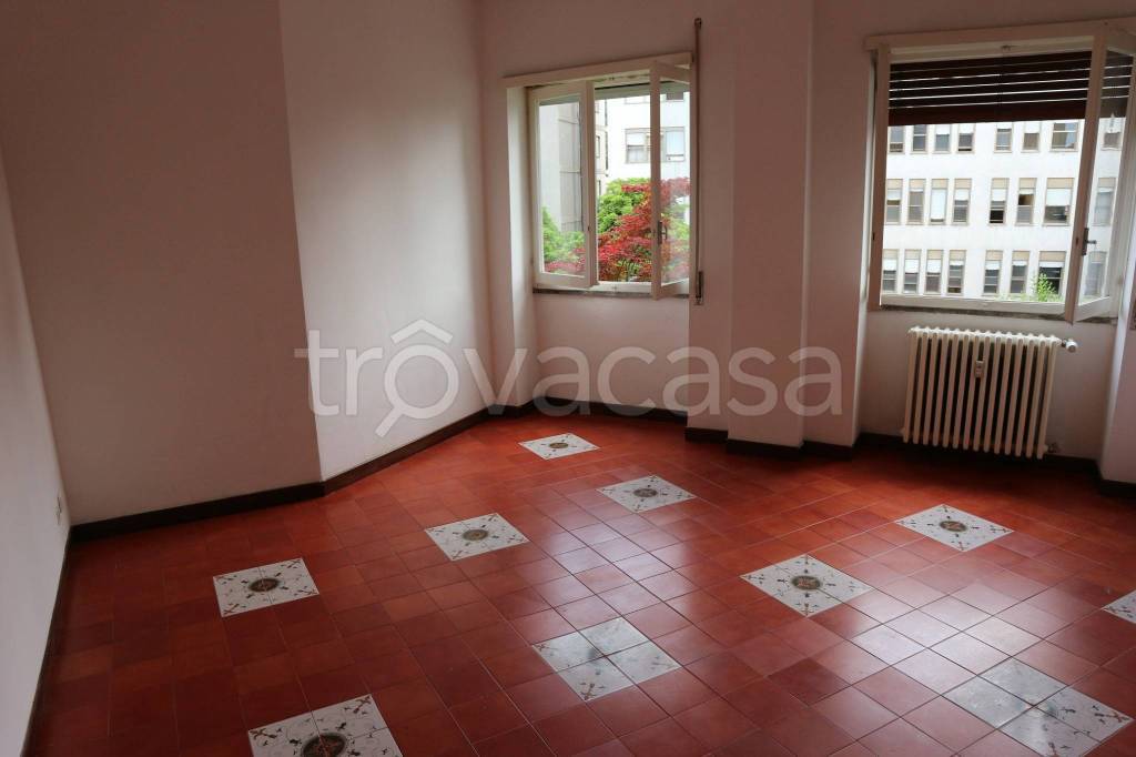 appartamento in vendita a Verbania in zona Pallanza