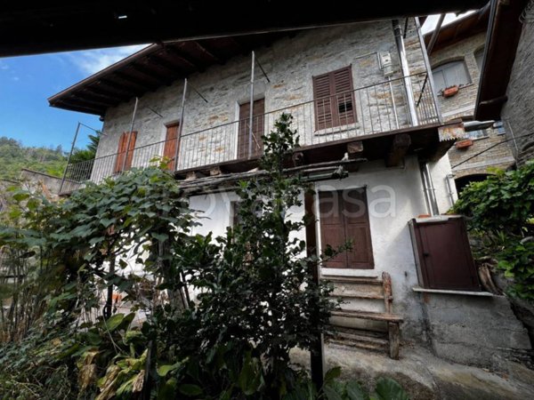 casa indipendente in vendita a Verbania