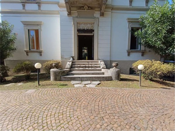 appartamento in vendita a Verbania in zona Pallanza