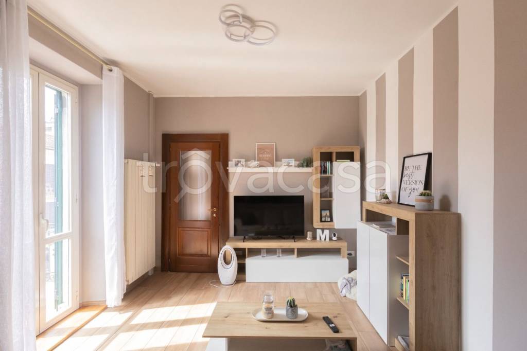 appartamento in vendita a Verbania in zona Intra