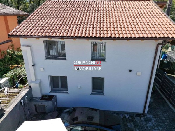 casa indipendente in vendita a Verbania in zona Fondotoce