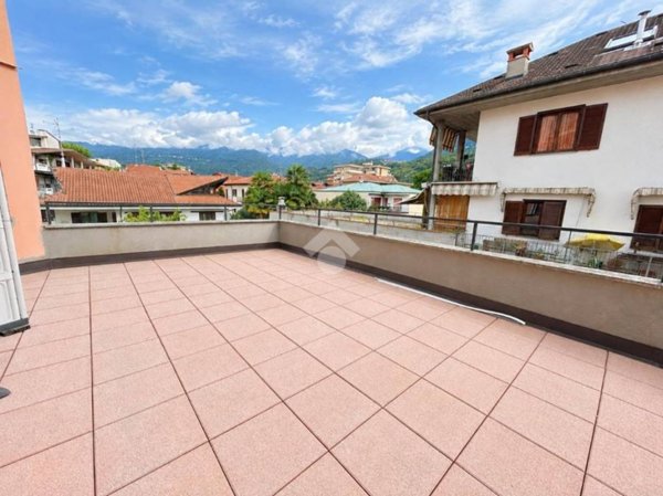 appartamento in vendita a Verbania in zona Intra