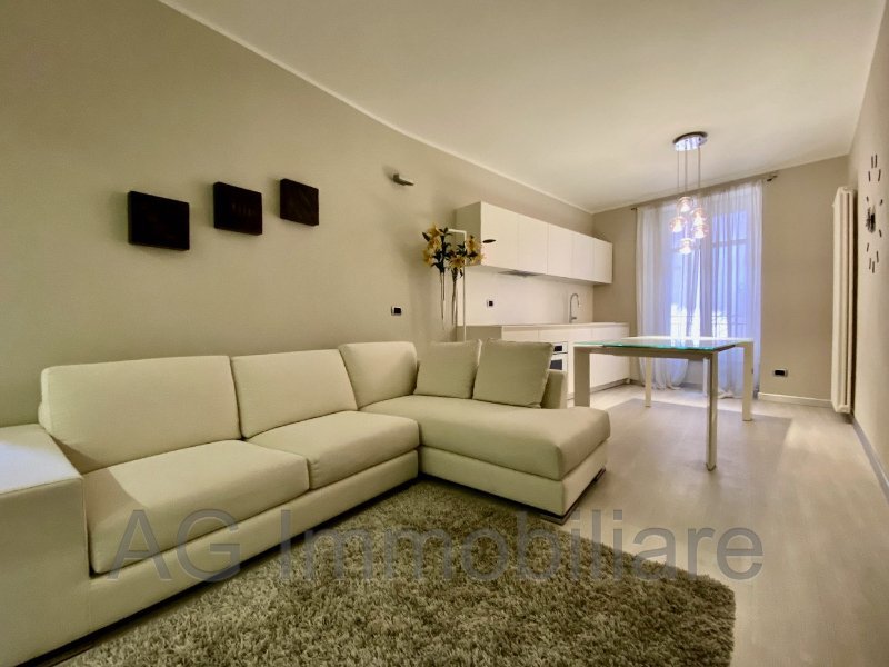 appartamento in vendita a Verbania in zona Intra