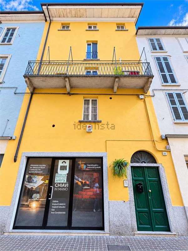 casa indipendente in vendita a Verbania in zona Intra
