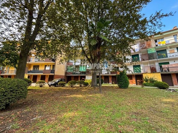 appartamento in vendita a Verbania in zona Trobaso