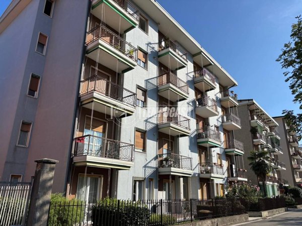 appartamento in vendita a Verbania in zona Pallanza