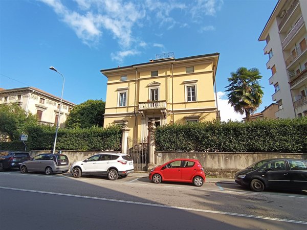 appartamento in vendita a Verbania in zona Pallanza