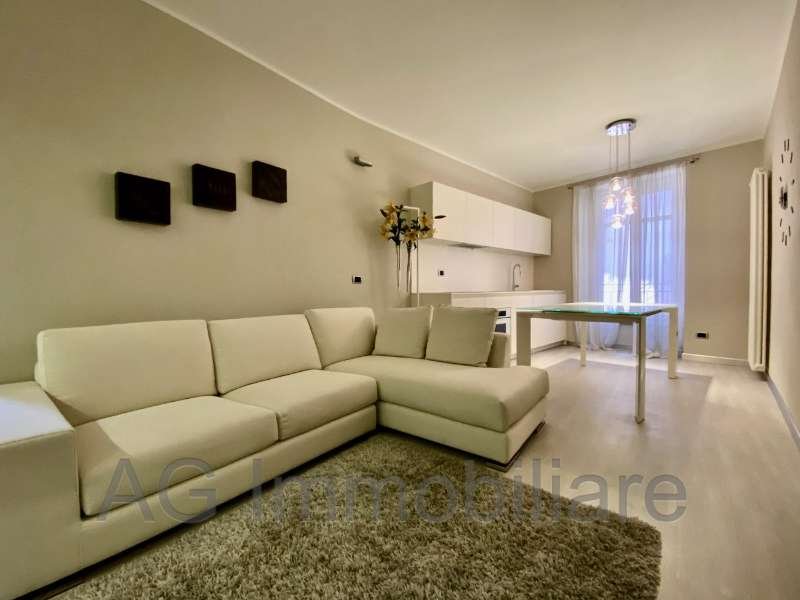 appartamento in vendita a Verbania in zona Intra