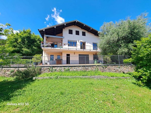 casa indipendente in vendita a Verbania in zona Zoverallo