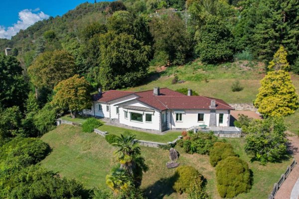 casa indipendente in vendita a Verbania in zona Località Tre Ponti
