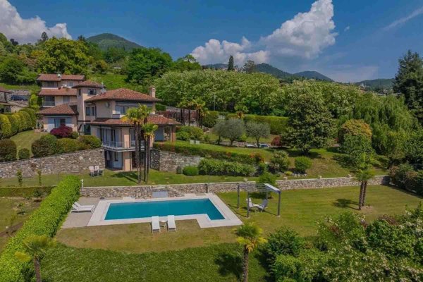 casa indipendente in vendita a Verbania in zona Zoverallo