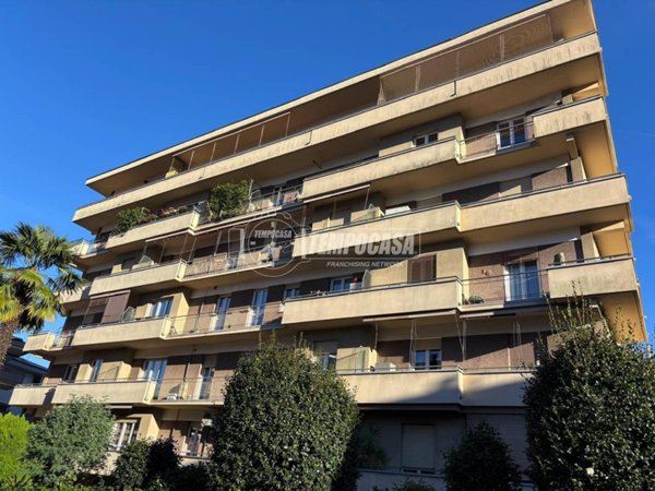 appartamento in vendita a Verbania in zona Intra
