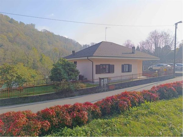 casa indipendente in vendita a Vignone