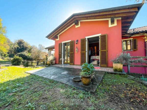casa indipendente in vendita a Vignone