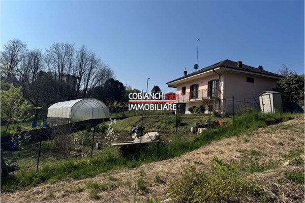 casa indipendente in vendita a Vignone