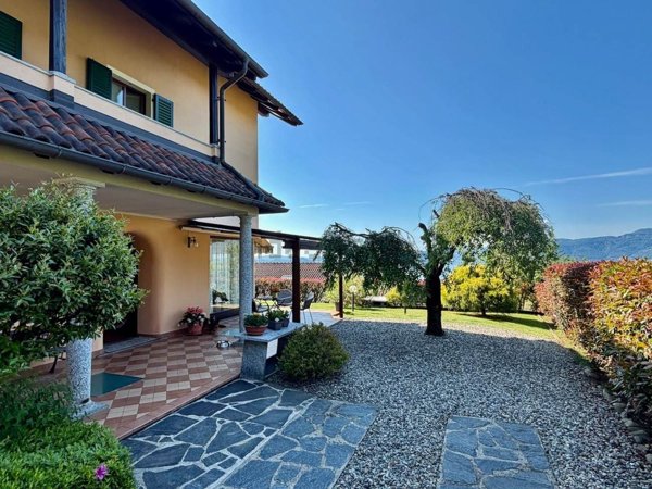 casa indipendente in vendita a Vignone