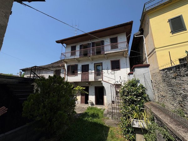 casa indipendente in vendita a Vignone