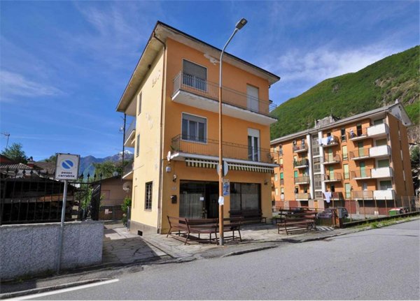 locale commerciale in affitto a Villadossola