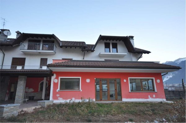 casa indipendente in vendita a Villadossola