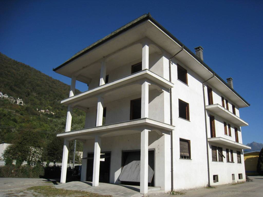 intera palazzina in vendita a Villadossola