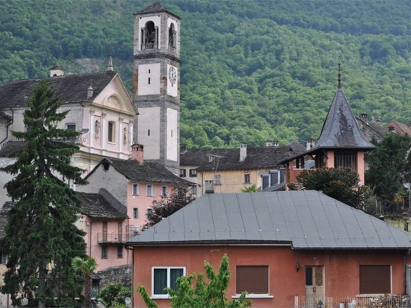 appartamento in vendita a Villadossola in zona Noga