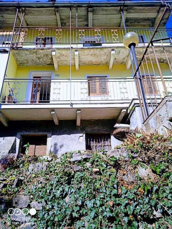 casa indipendente in vendita a Villadossola