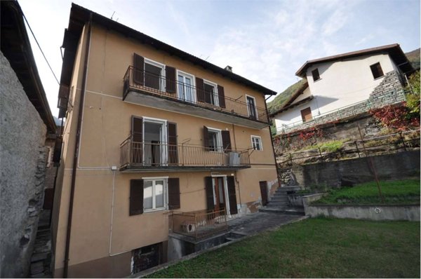 casa indipendente in vendita a Villadossola