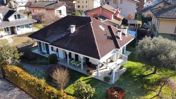 casa indipendente in vendita a Villadossola