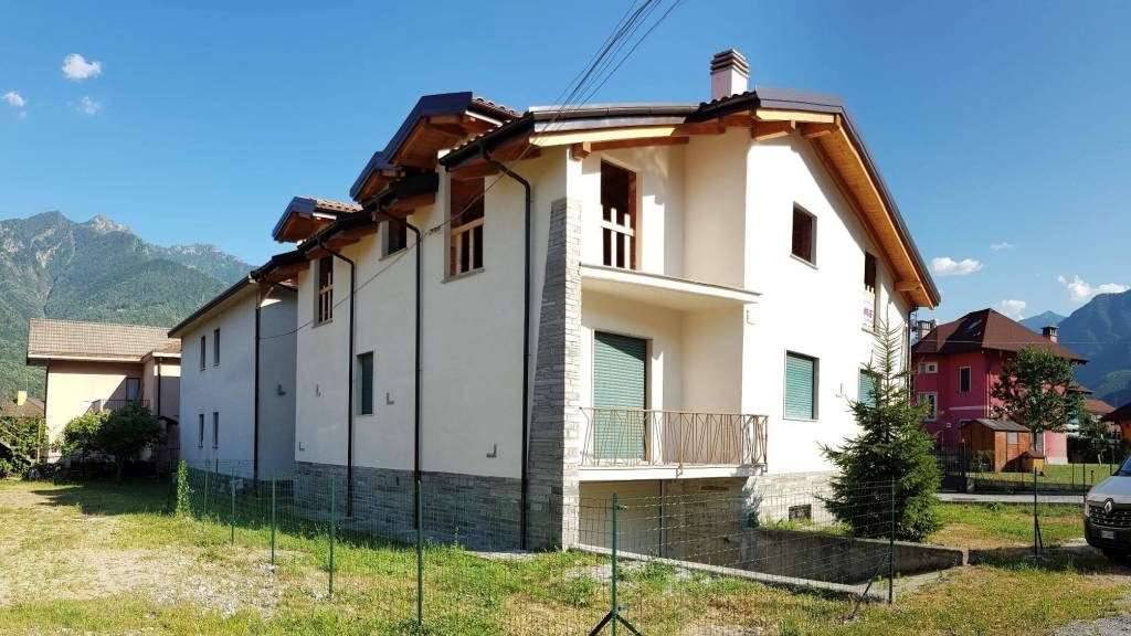 casa indipendente in vendita a Villadossola