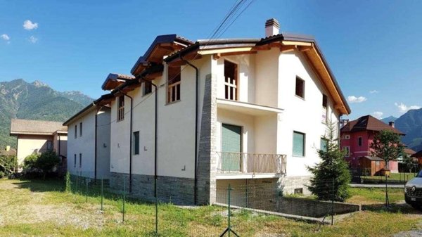 casa indipendente in vendita a Villadossola