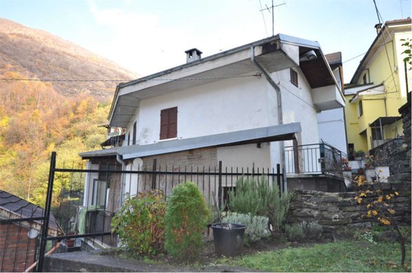 casa indipendente in vendita a Villadossola