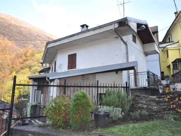 casa indipendente in vendita a Villadossola