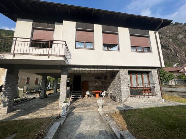 casa indipendente in vendita a Villadossola