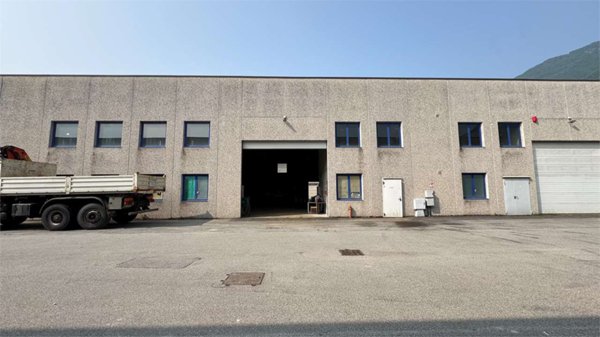 capannone in vendita a Villadossola