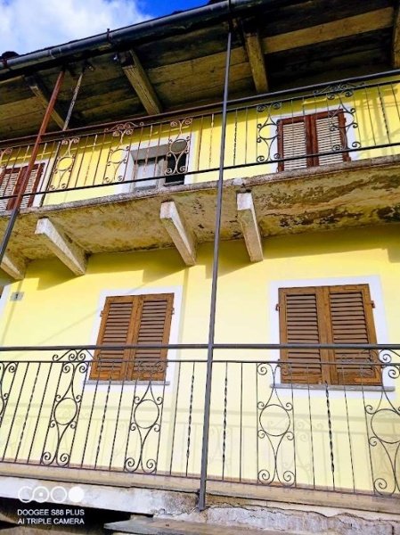 casa indipendente in vendita a Villadossola