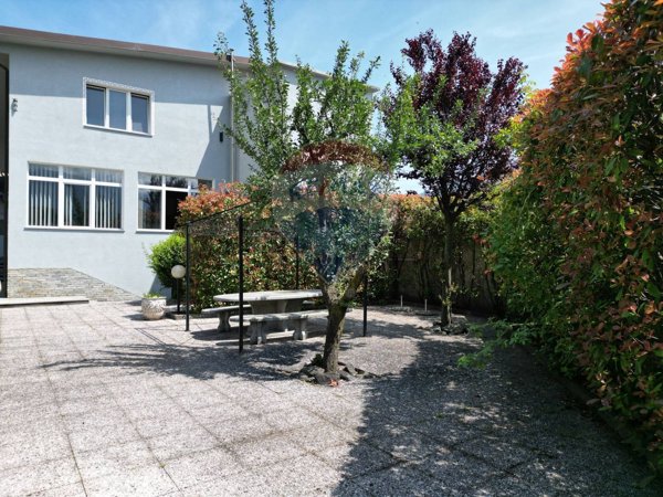 casa indipendente in vendita a Villadossola
