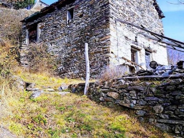 casa indipendente in vendita a Villadossola