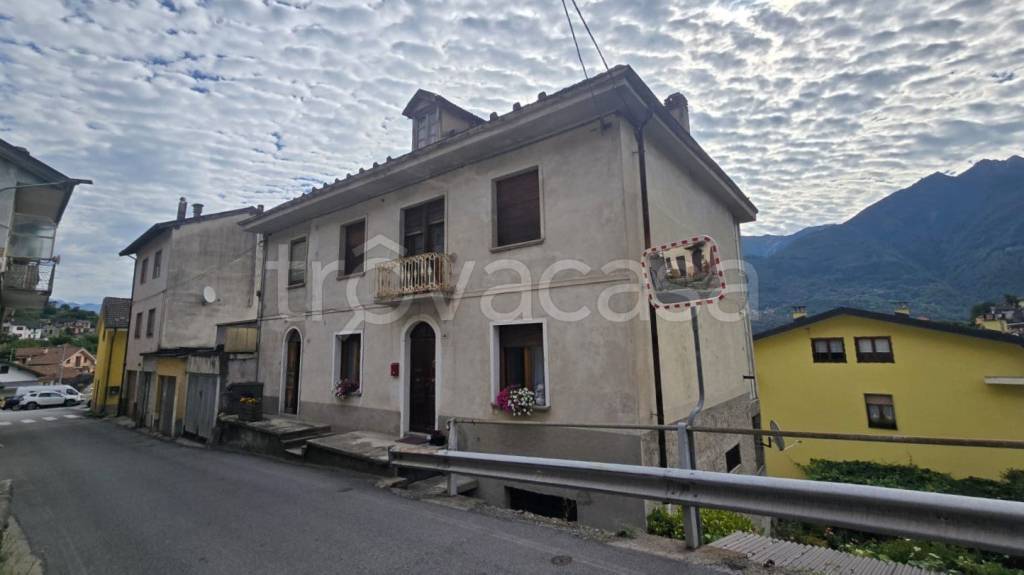 casa indipendente in vendita a Villadossola