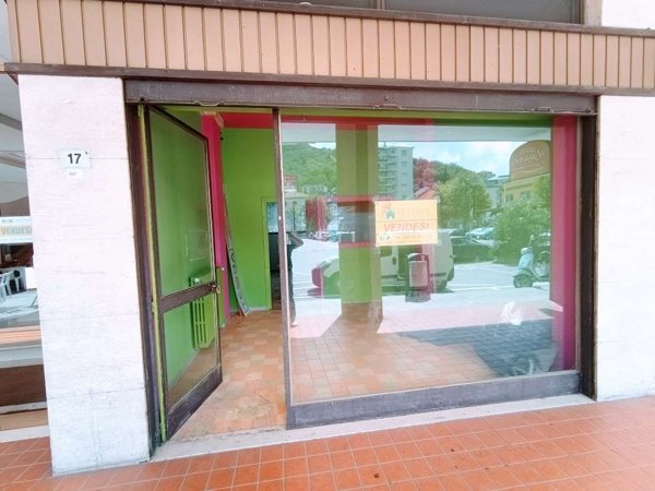 negozio in vendita a Villadossola