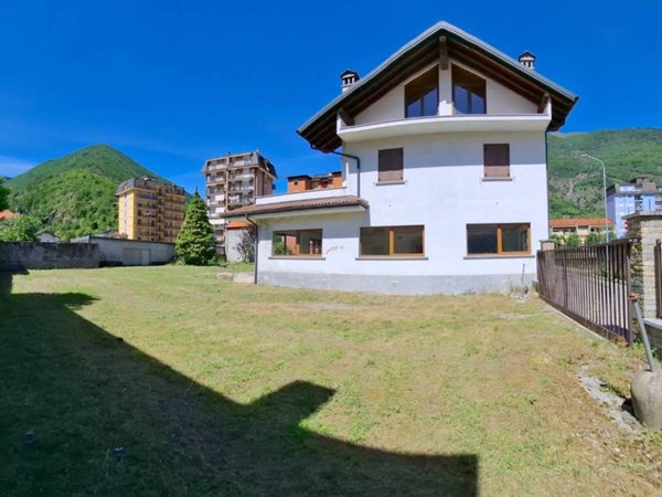 negozio in vendita a Villadossola