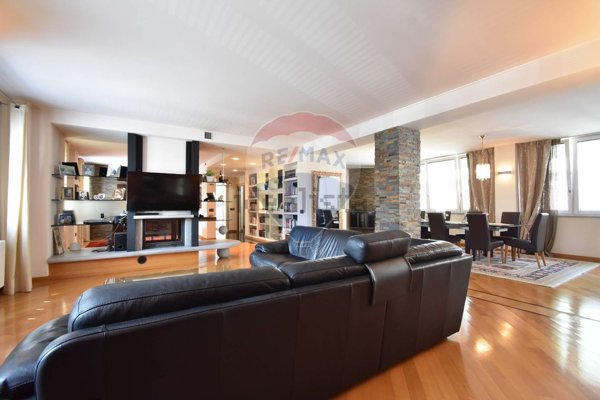 casa indipendente in vendita a Villadossola