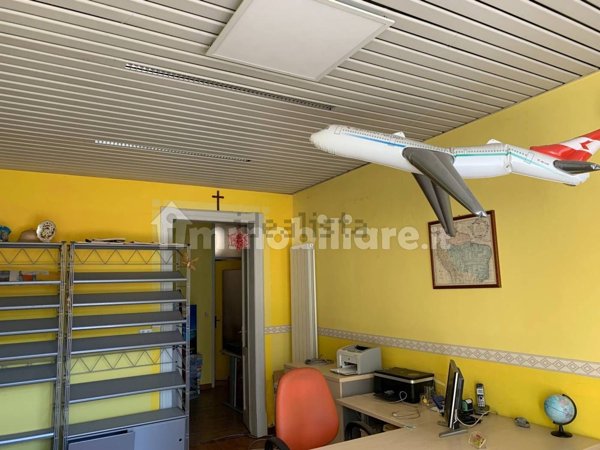 ufficio in vendita a Villadossola in zona Noga