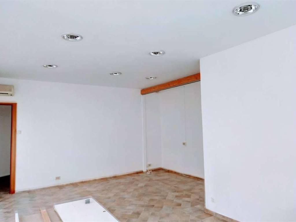 negozio in vendita a Villadossola